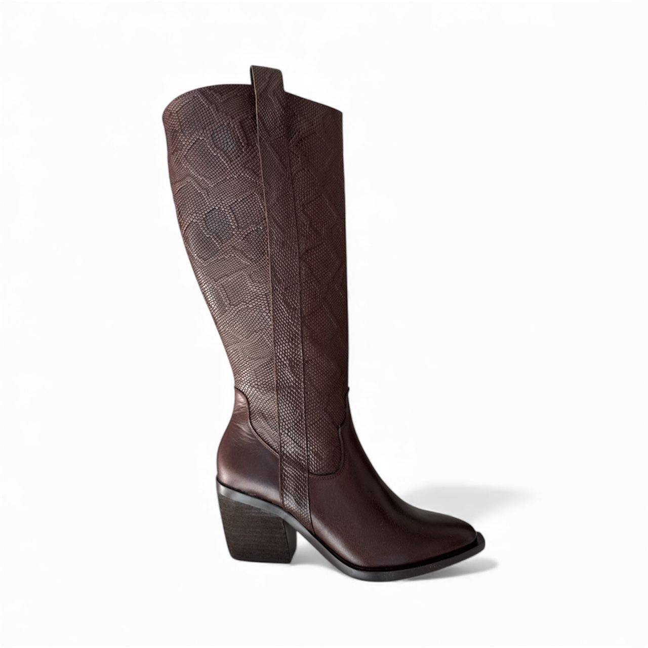 Bota Chesney